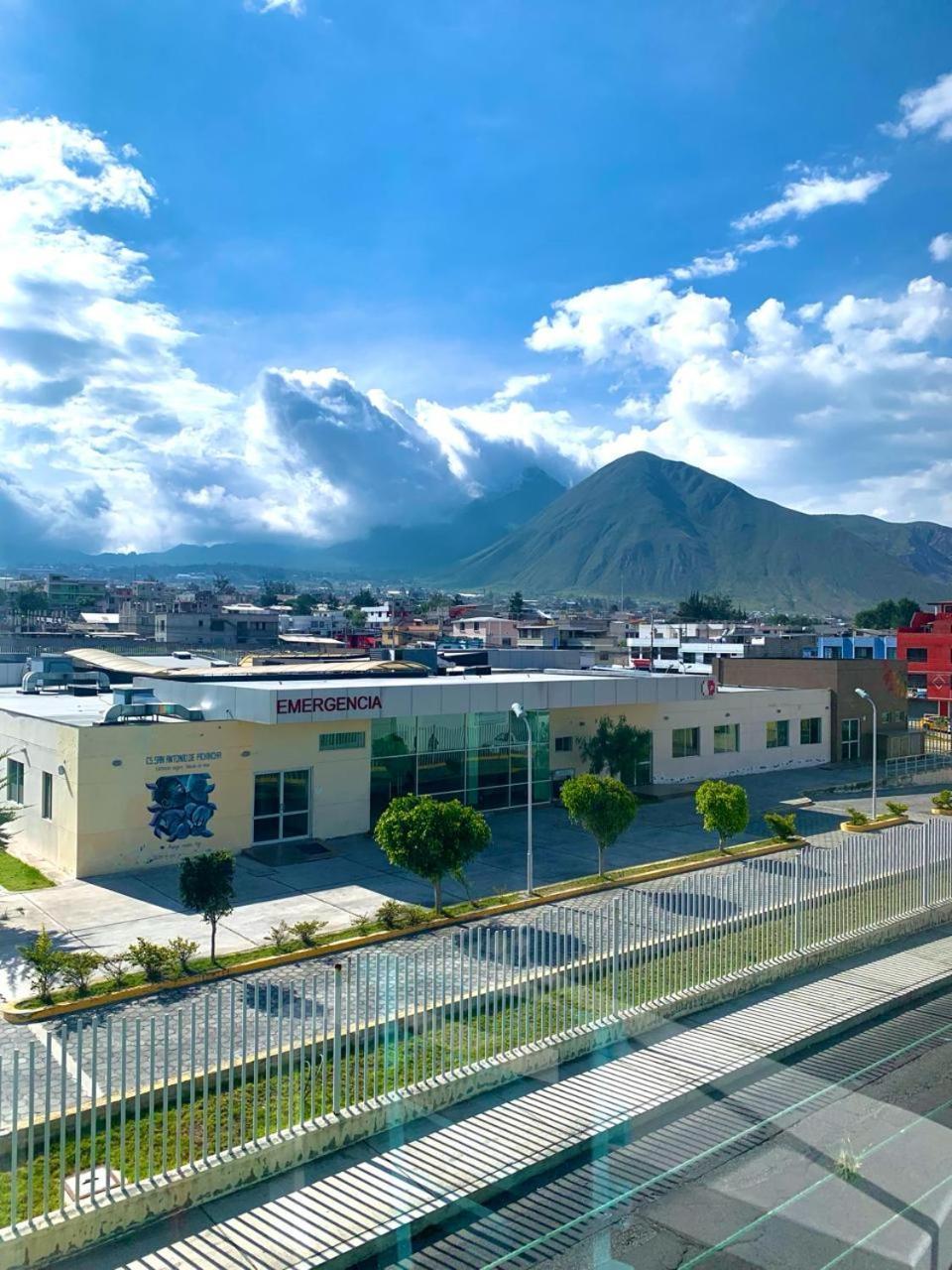 Hotel Dos Hemisferios Quito Zewnętrze zdjęcie